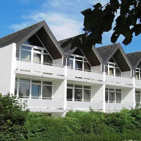 Am Waldrand - Fuer 4 Personen Mit Balkon - Deck * Neustadt in Holstein