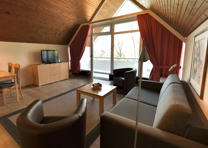 Appartement Am Waldrand - Fuer 4 Personen Mit Balkon - Deck Neustadt in Holstein