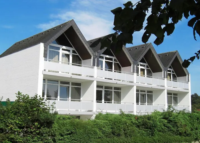 Am Waldrand - Fuer 4 Personen Mit Balkon - Deck * Neustadt in Holstein